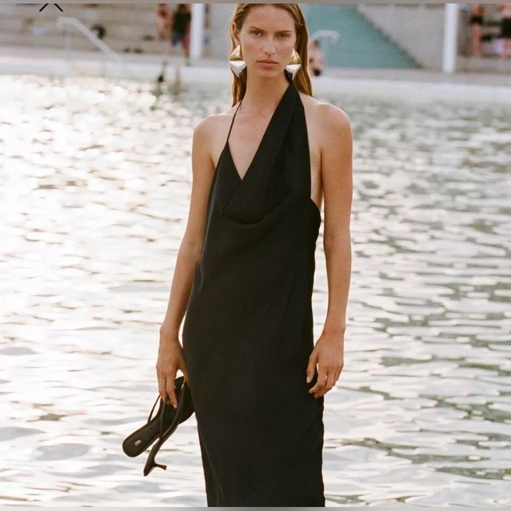 🔥🔥Zara Asymmetrical Black Halter Dress
